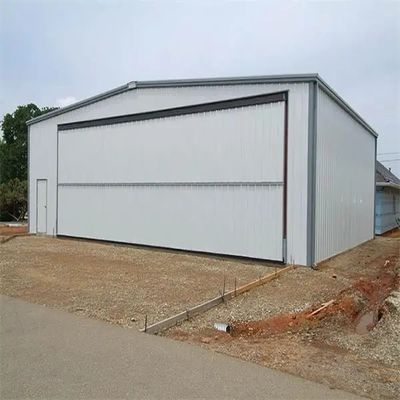Hangar prefabbricato per edifici in metallo Isolamento termico Hangar per edifici in acciaio
