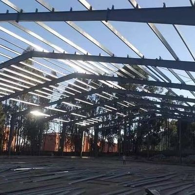 Immagazzino di struttura in acciaio prefabbricato per la costruzione su misura con pannello antincendio