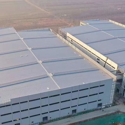 Edificio di magazzino in metallo prefabbricato resistente alla corrosione OEM con telaio portale