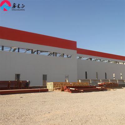 magazzino con porte scorrevoli