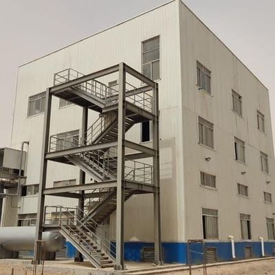 Laboratorio di acciaio ecologico con finitura di vele rivestite in PVDF / PVC