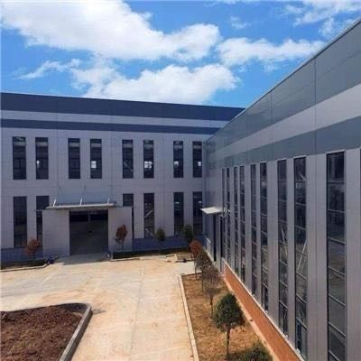 Impianto di costruzione di strutture fotovoltaiche in acciaio prefabbricato per uso a lungo termine